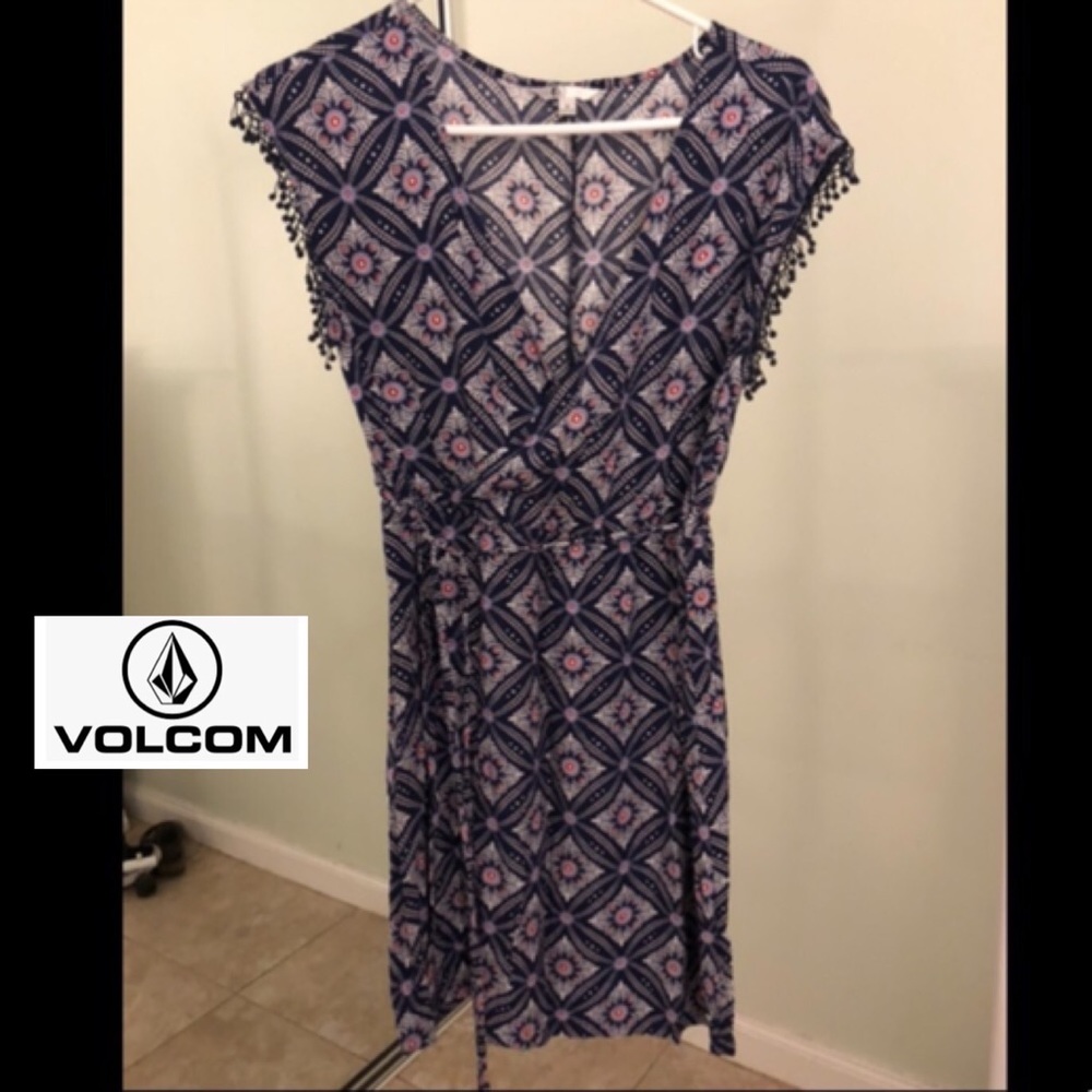 VOLCOM dress